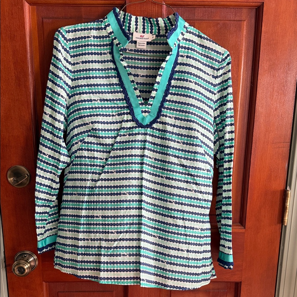 Vineyard Vines Aqua and Navy Dot Top